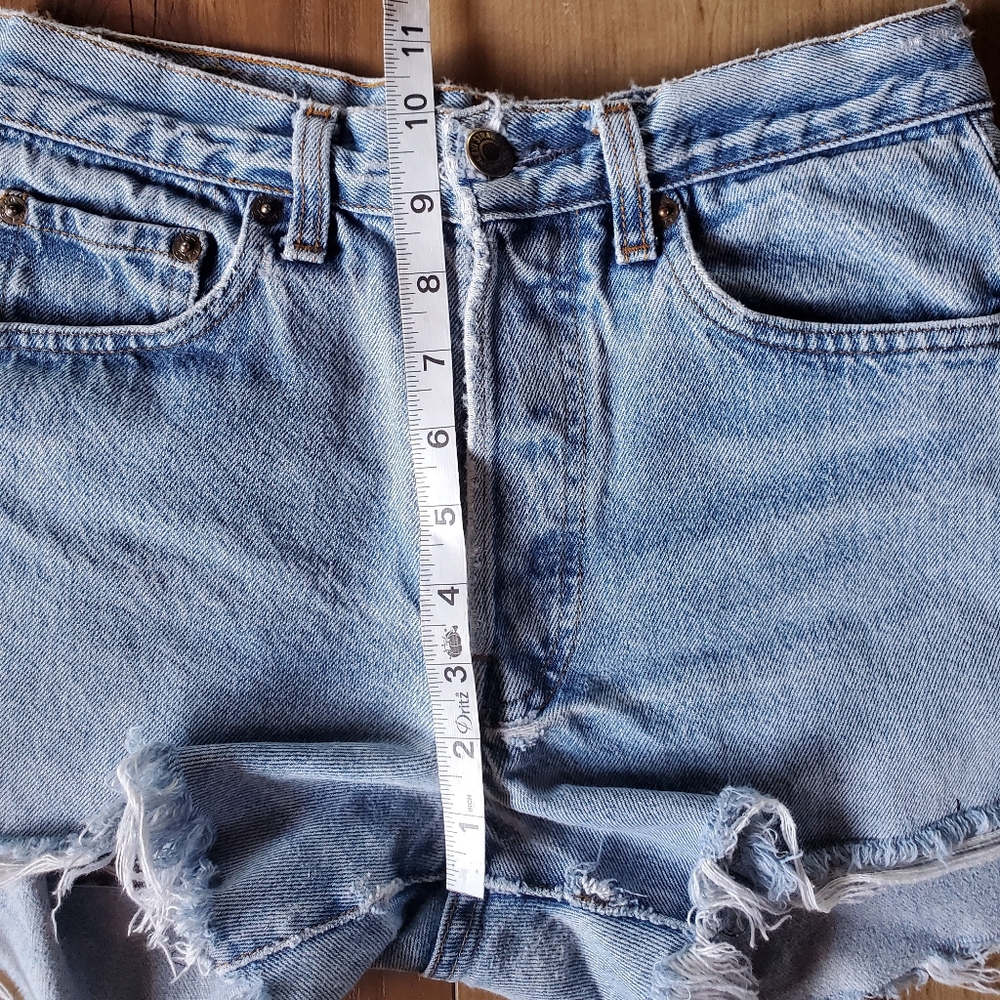 AMAZING VINTAGE LEVI'S SHORTS - Picture 11 of 16